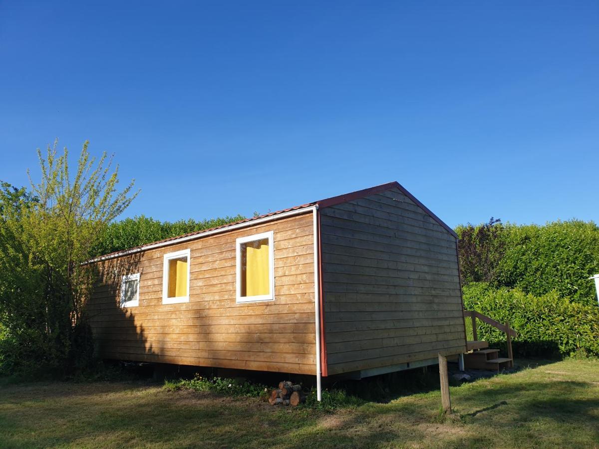Camping De Ladignac Le Long Bel Air Kültér fotó