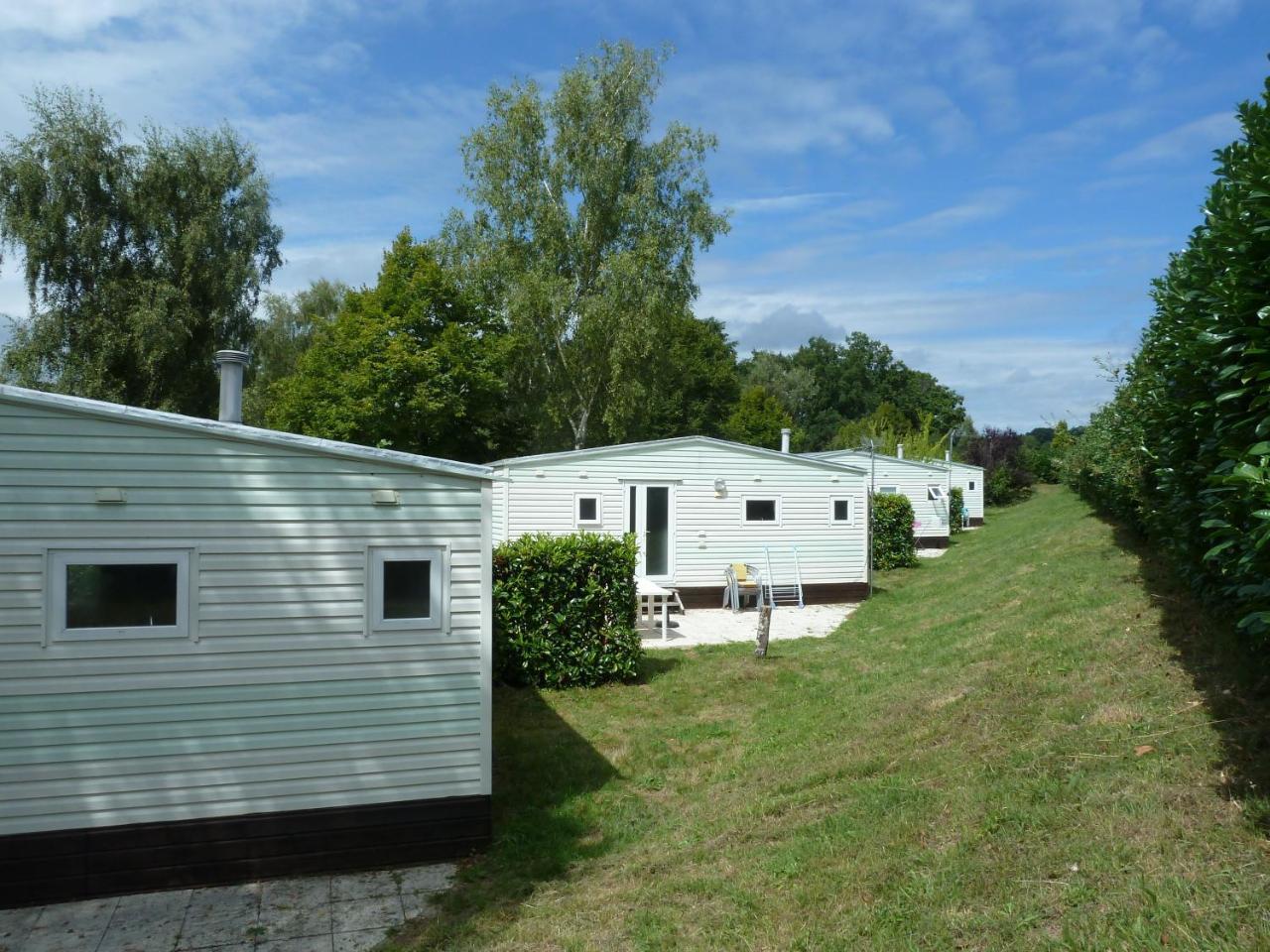 Camping De Ladignac Le Long Bel Air Kültér fotó