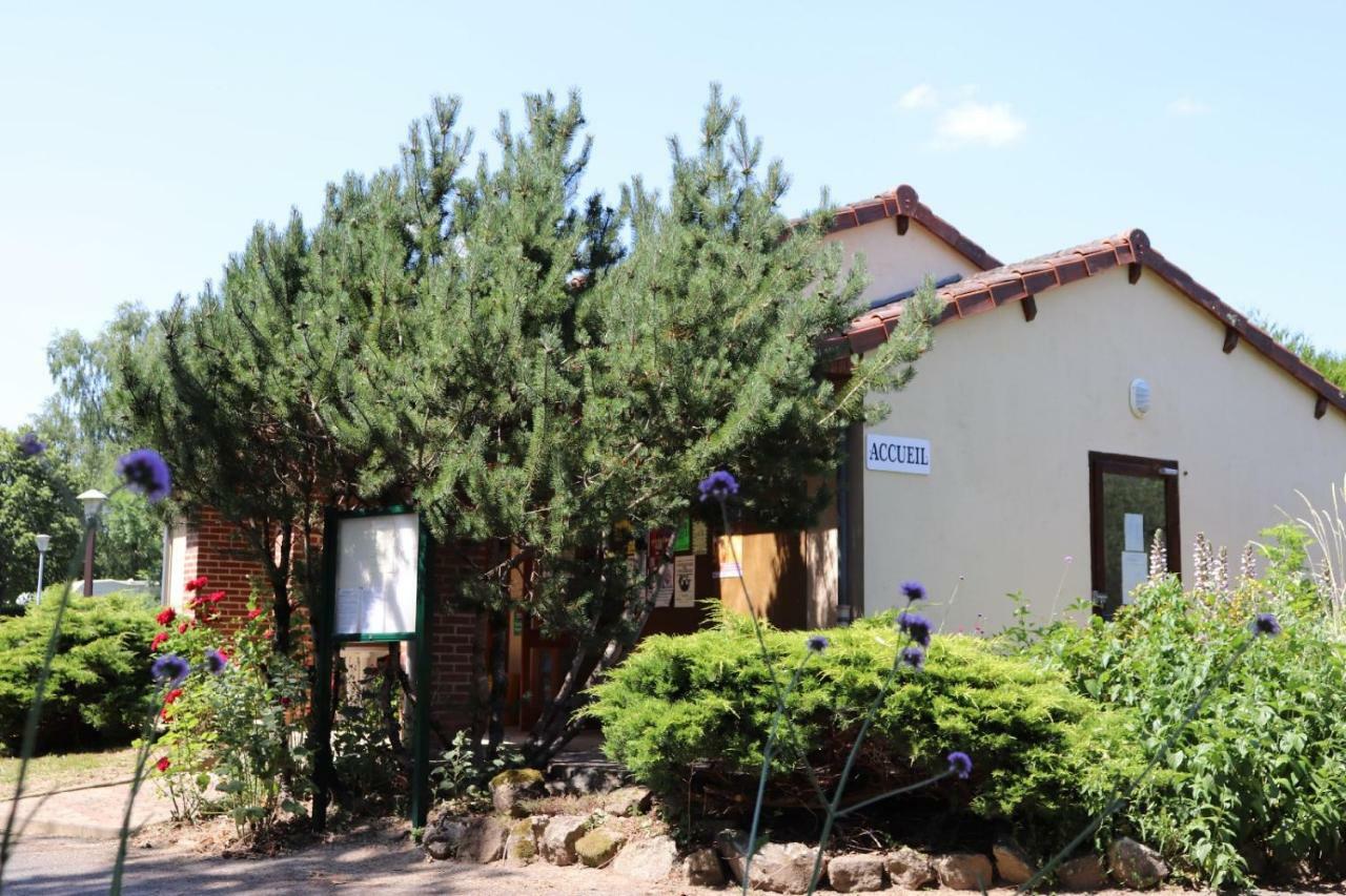 Camping De Ladignac Le Long Bel Air Kültér fotó